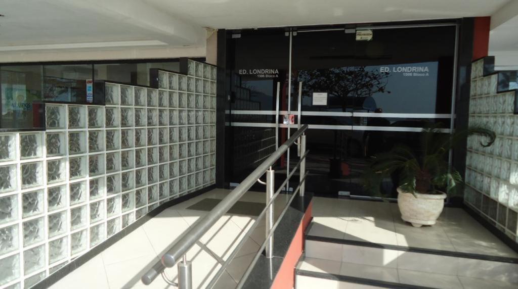 Frente Mar 103a Apartamento *